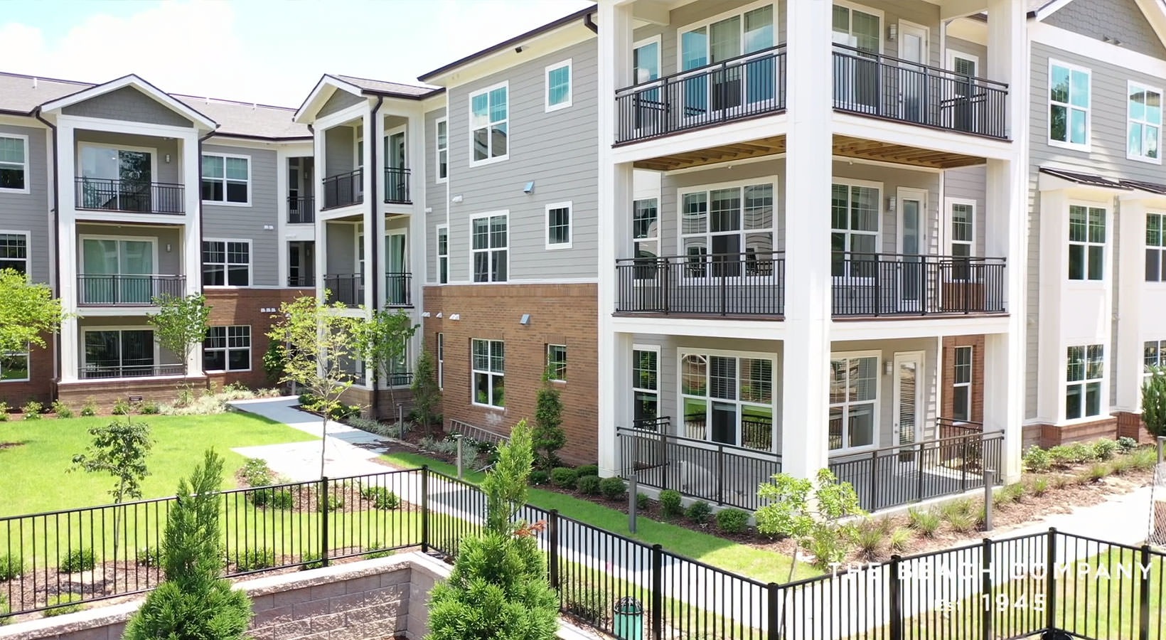 Advance-Cardinal-Crossing-03