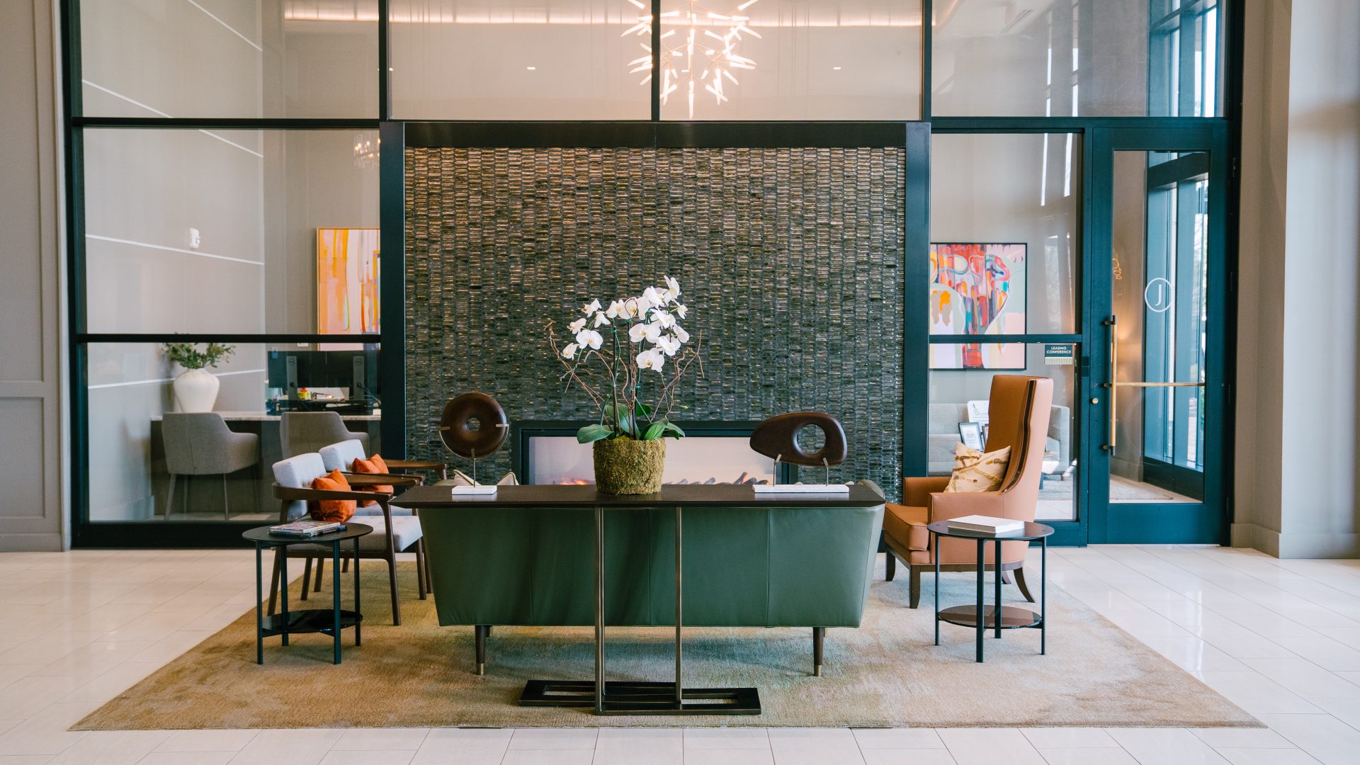 AshleyArtisanSuites04183-1920x1080